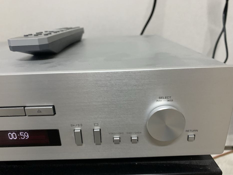 Продам Cd програвач Yamaha CD-N500