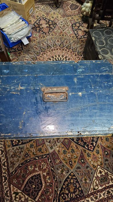 Caixa de madeira antiga