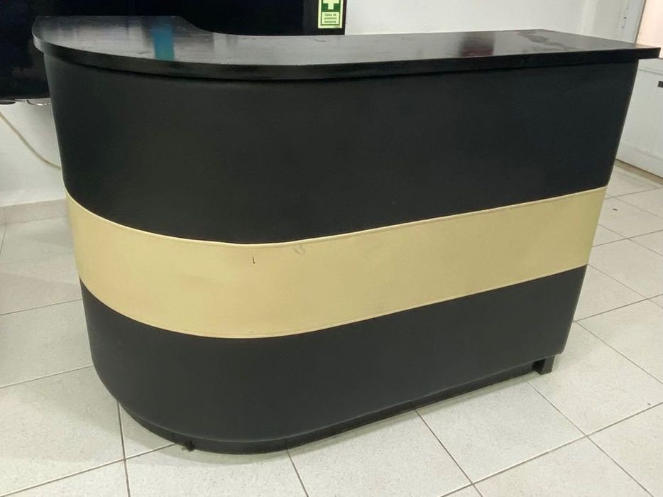 Sofá cama e outros itens