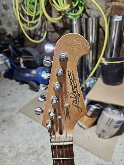 Guitarra com amplificador