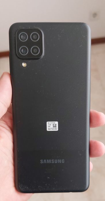Samsung Galaxy A12 de cor preto