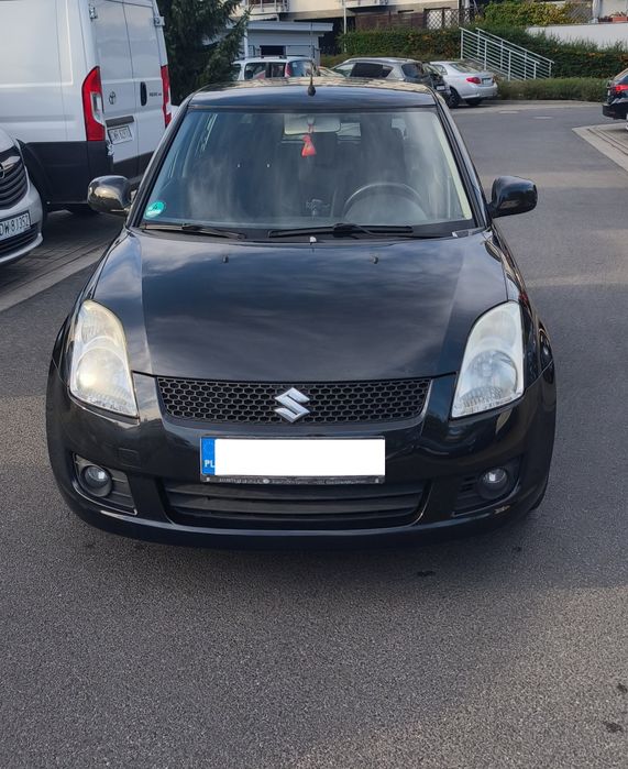 Suzuki Swift 2009 1.3 benzyna czarny hatchbag
