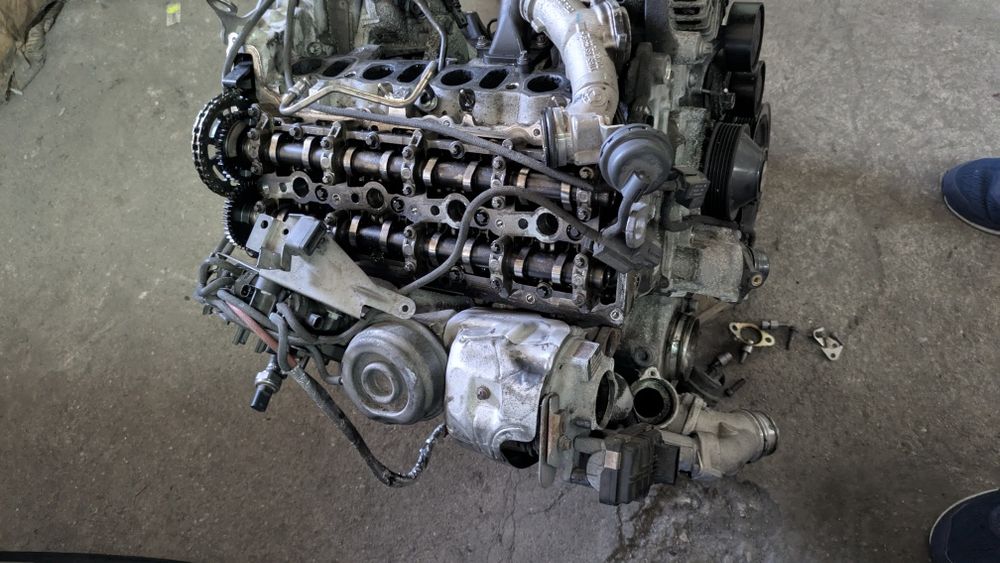 Motor BMW N47D20D ler descricao