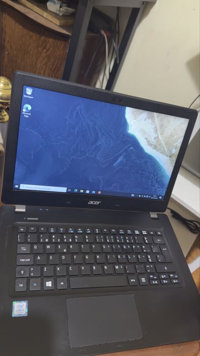 Acer TravelMate P238‑G2-M com Intel i5‑7200U e 8 GB de RAM