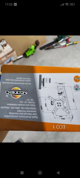 Vários artigos para desocupar