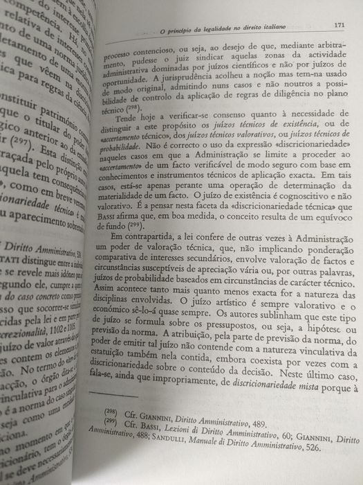 Legalidade e autonomia contratual nos contratos administrativos
