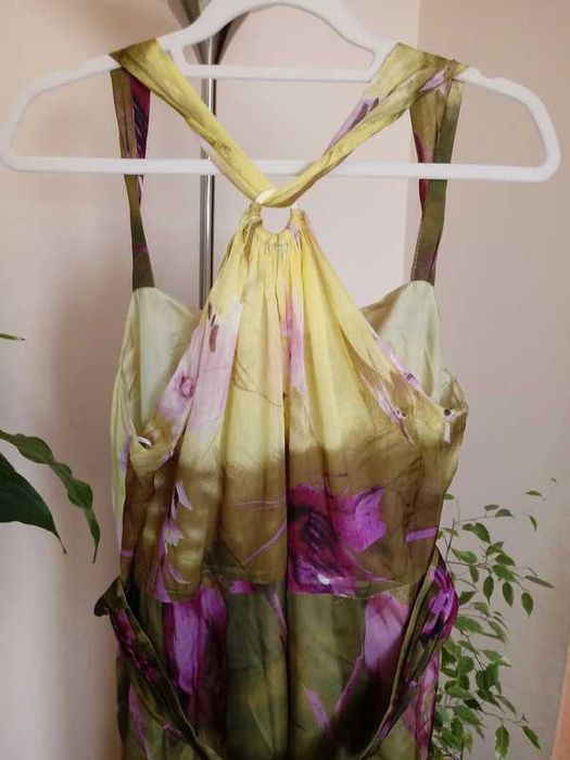 Piękna, zwiewna długa suknia Natali Dler.