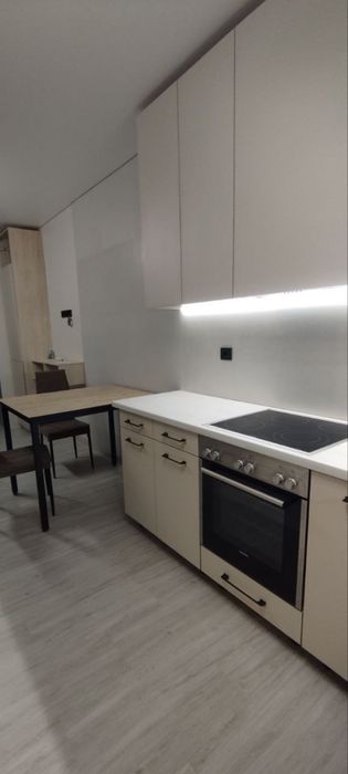 Здам 1 кв новобуд центр перше заселення