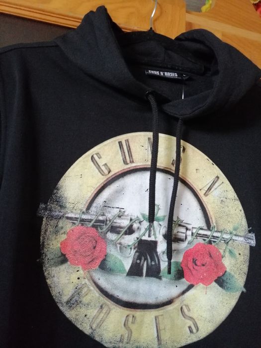 Bluza nowa  firmowa