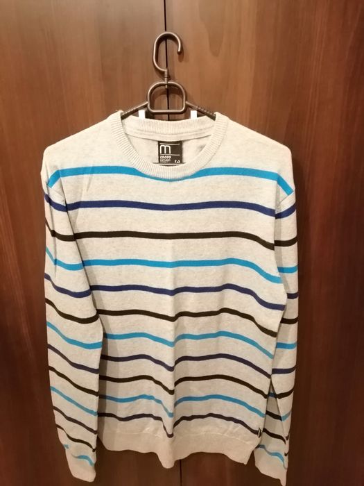 Sweter młodzieżowy