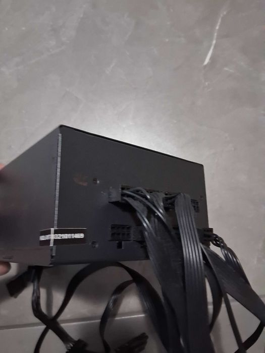 Fonte de alimentação PC 600w contínuos