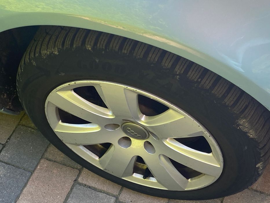 Audi a6c6 2,4 benzyna