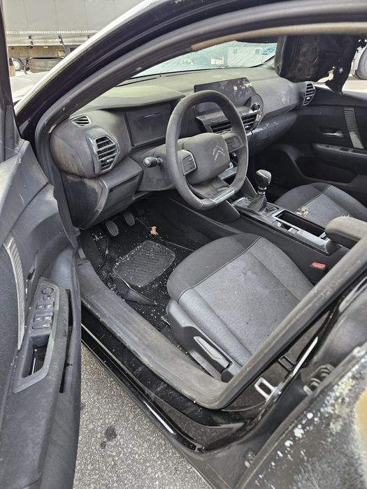 Citroën C4 X 1.2 THP de 2023 para peças