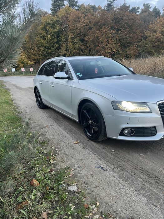 Audi a4 b8 2.0 TDI 140 km alu 18 ! Klima !
