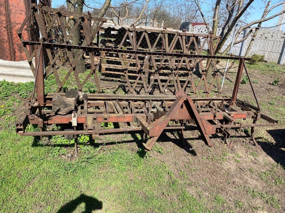 Продам культиватор пружиний