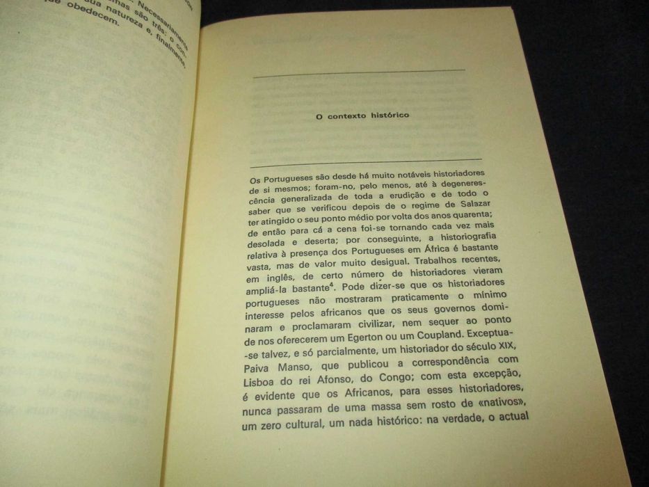 Livro Os Camponeses Africanos e a Revolução  Basil Davidson