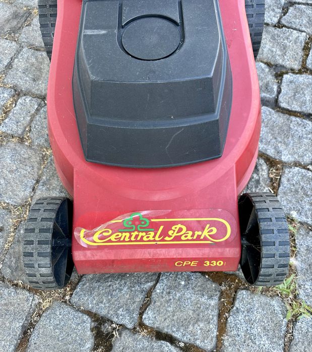 Máquina de Corta Relva - Central Park