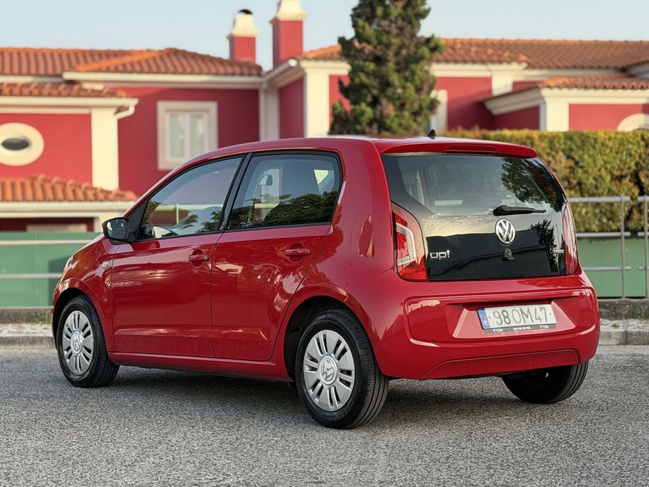 Volskwagen Up 1.0 - 2014 - A/C - Garantia 18 meses