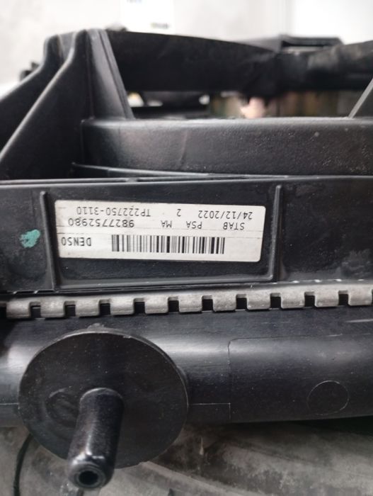 Ano 2023 Conjunto de radiador Peugeot 2008/208/DS3/C3