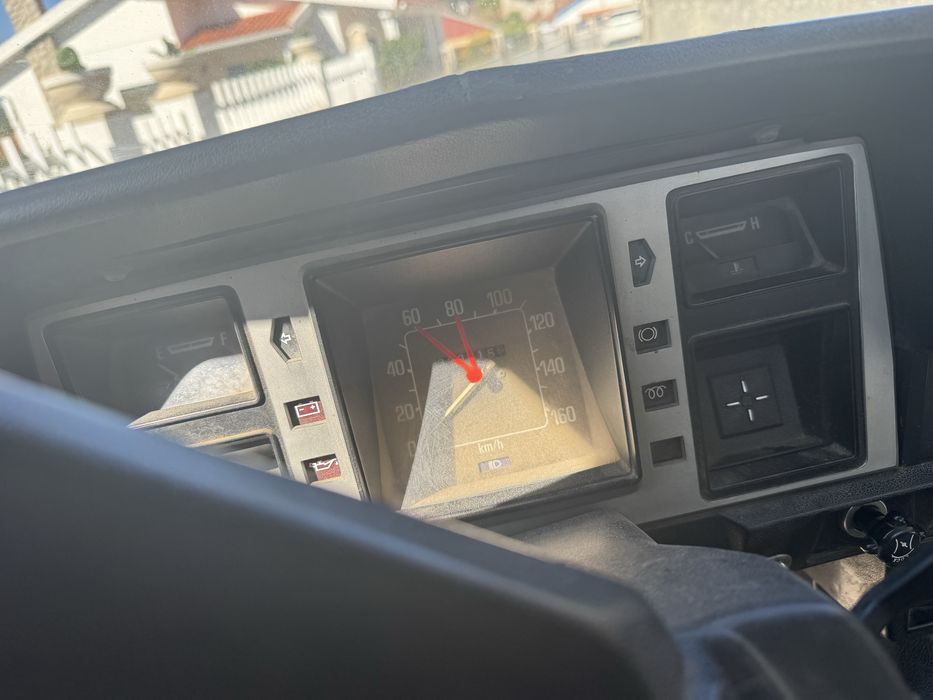 Datsun sg 720 caixa metalica