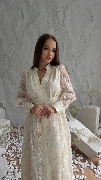 Мереживна сукня, в яку неможливо не закохатися!