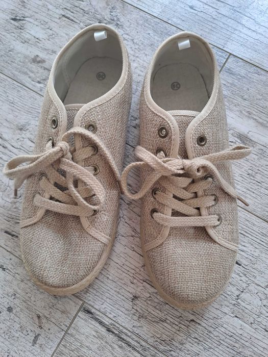 2 pary NOWYCH butów, rozmiar 39, trampki House