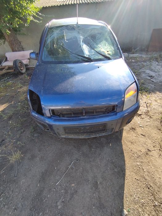 Разбираю форд фьюжн 1.4 бензин