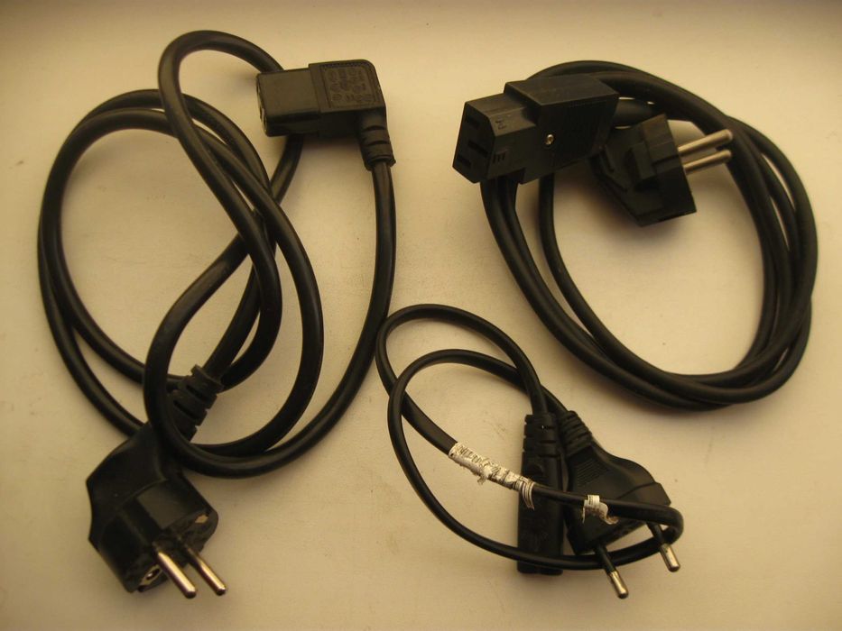 Блок питания А-1,рабочий.\\Шнур для телевізора в авто.