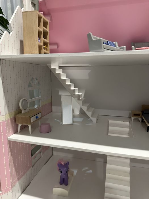 Ляльковий будинок ELC