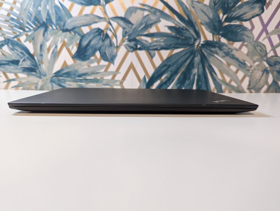 Lenovo X1 carbon / 16 ram / 256 SSD/ IPS / i5-8350u