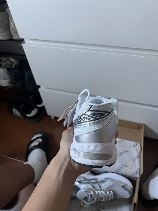 Asics 1130 gel prateados