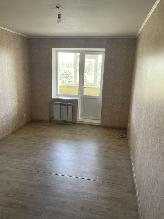 Продам 2-х кімнатну квартиру у новому домі