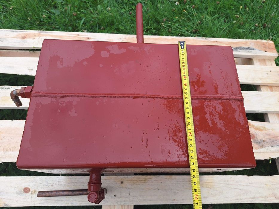 Naczynie przelewowe, wyrównawcze