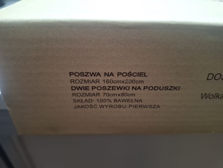 Sprzedam komplet pościeli haftowanej