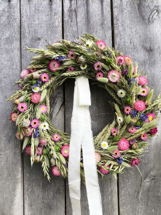 Натуральний віночок з сушених трав та квітів на двері/стіну