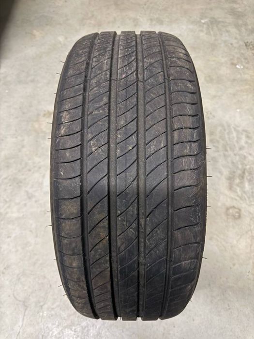 Michelin Primacy 4: 2×225/45 R18 95Y e 2×255/40 R18 99Y