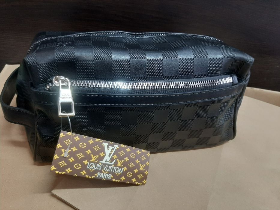 Косметичка чоловіча  Louis Vuitton