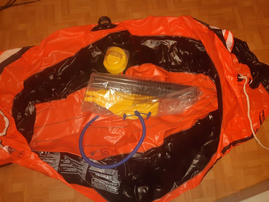 надувная лодка bestway 196x114cm 2x камерная с насосом и веслами