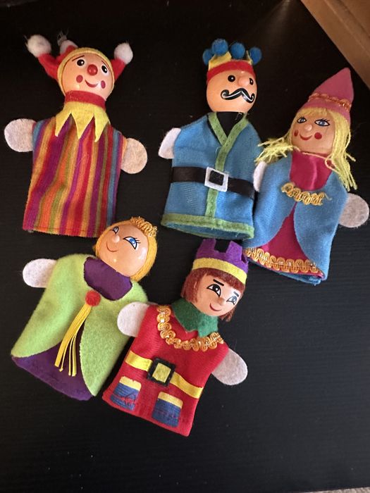 Teatro para crianças com fantoches