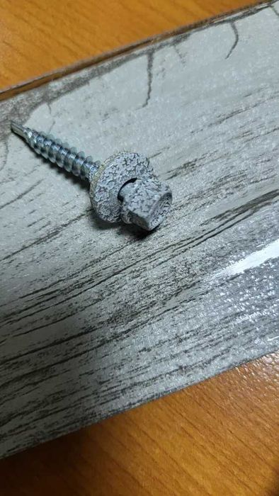 Саморізи під  профнастил Саморезы кровельные