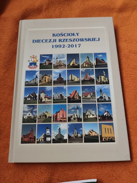 Książka Kościoły Diecezji Rzeszowskiej