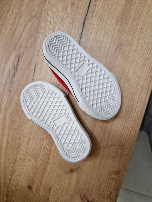 Nowe 12 cm tenisowki trampki 20