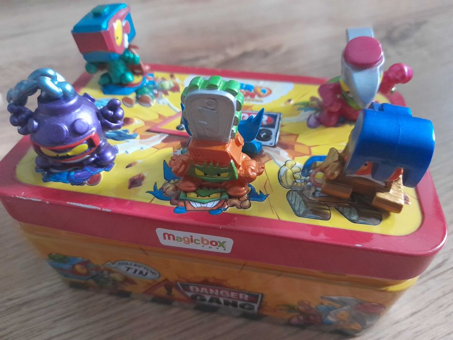 Zestaw Super zings, wyjątkowa ekipa w puszce Toruń • OLX.pl