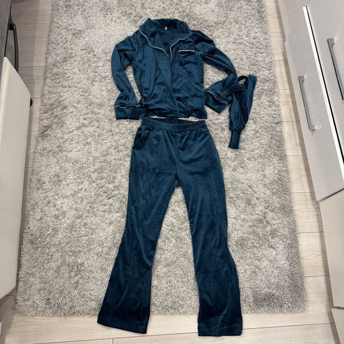 Велюрова піжама С/М нова смарагдова