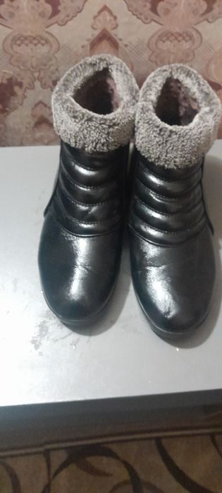 Продам полусапожки