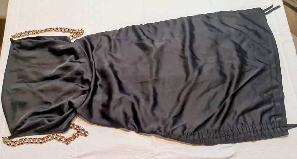 Vestido cerimónia em cetim