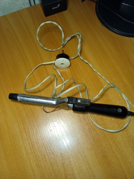 Локон плойка на подставке