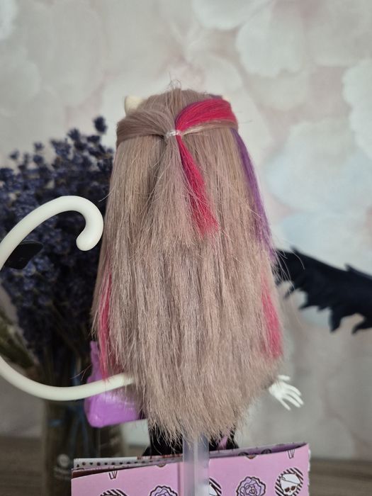 Кетрін Де Мяу Монстер хай