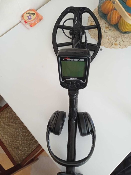 Detector profissional Nokia pouquíssimo uso, novissimo, na caixa
