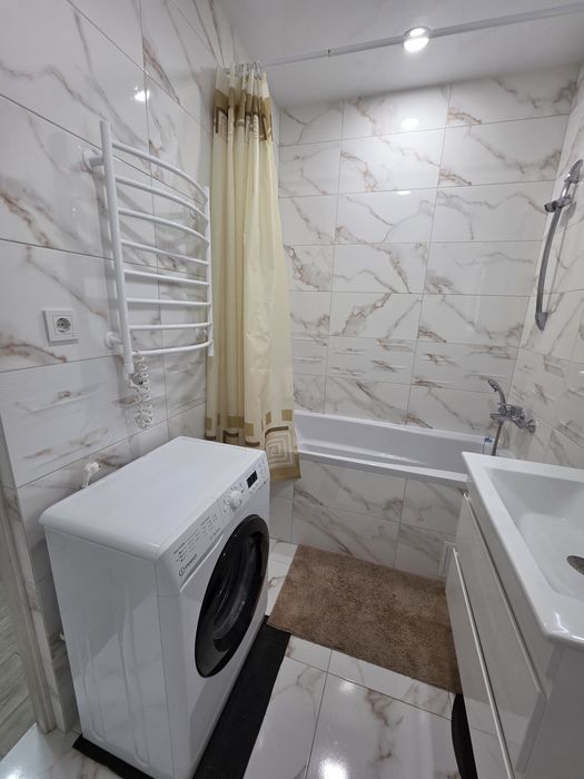 Эксклюзив!!!Продам 1к квартиру ЖК Райдужний, пр.Льва Ландау
пр.Льва Ла